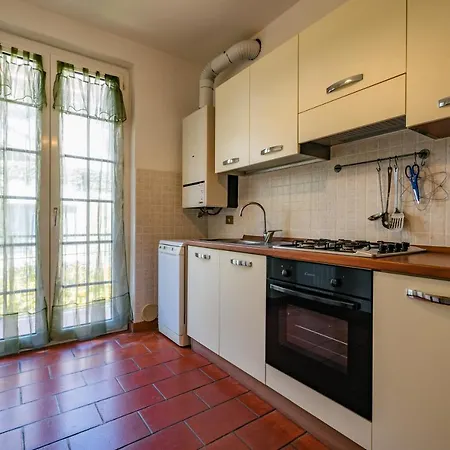 Mary Rose Oliveto Lario